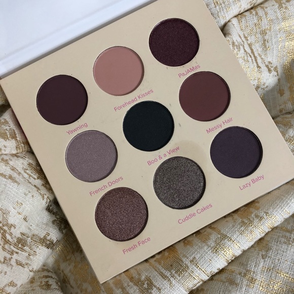 Breakfast in Bed Eyeshadow Palette EXTRA PIGMENT - Picture 10 of 11
